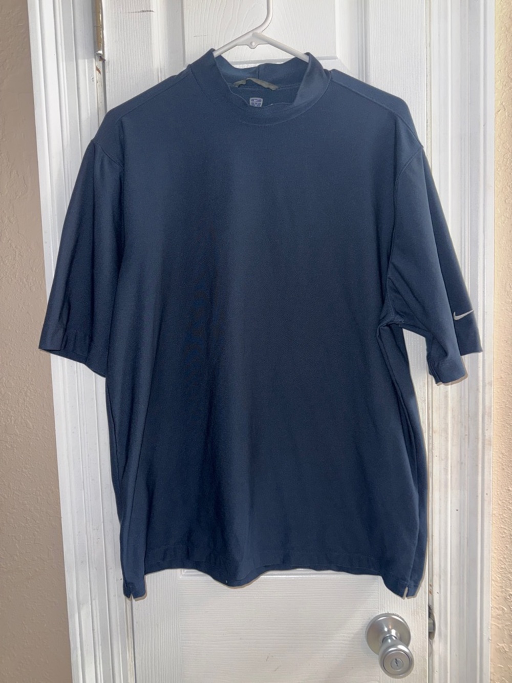 Nike Men's Size Large Dark Navy Short-Sleeve Mock Neck Golf Tee